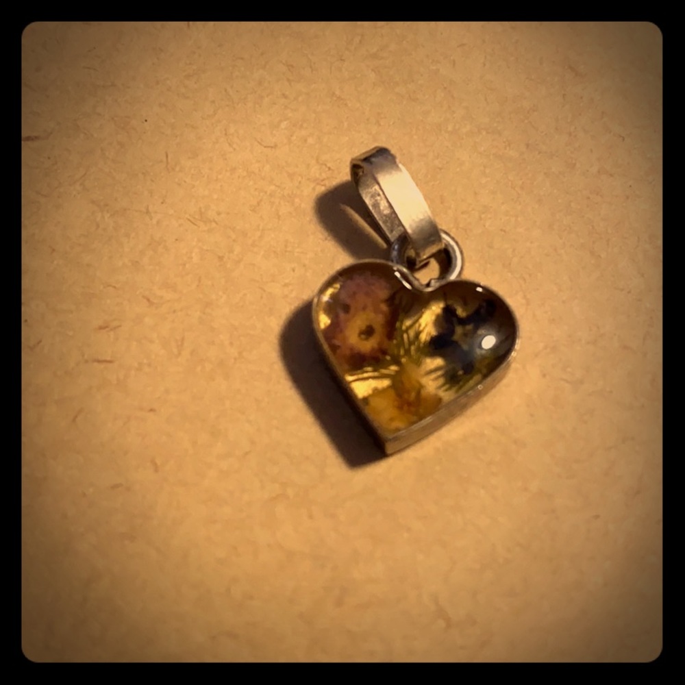 🌸 GUC .925 Silver floral charm 🌸